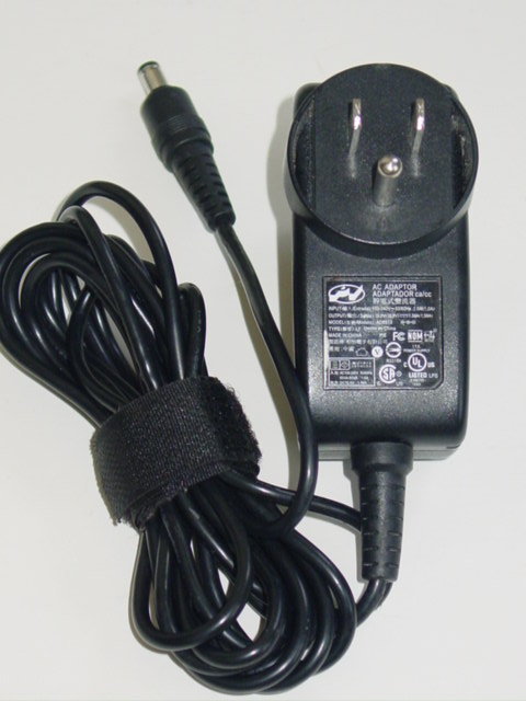 NEW AD6513 AC Adapter Dell C830M D28MD 19V 1.58A